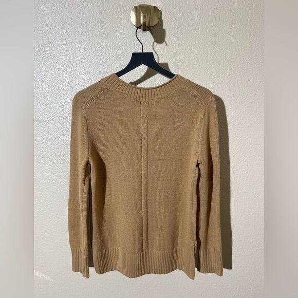 Banana Republic Tan V-Neck Sweater - Picture 2 of 6